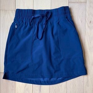 Adidas skort size XS, EUC